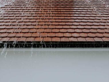 does buildings insurance cover roof repairs uk